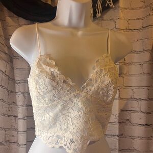 NWT! Express Cream Lace Crop Tank Top